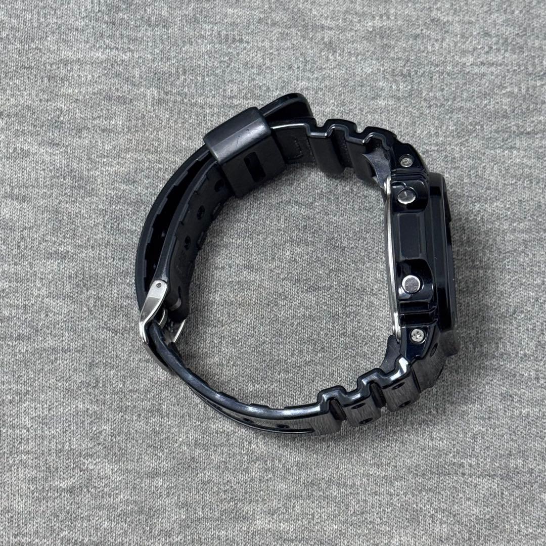 【美品】CASIO G-SHOCK GW-M5610B-1JF ソーラー電波時計