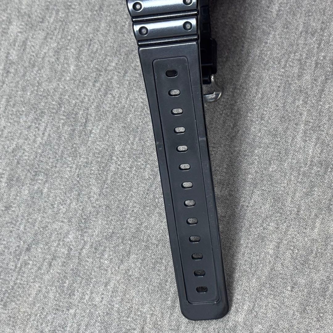 【美品】CASIO G-SHOCK GW-M5610B-1JF ソーラー電波時計