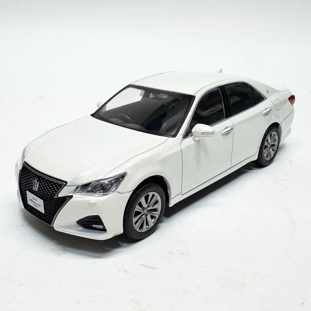 最安値 トヨタ クラウンアスリート カラーサンプル