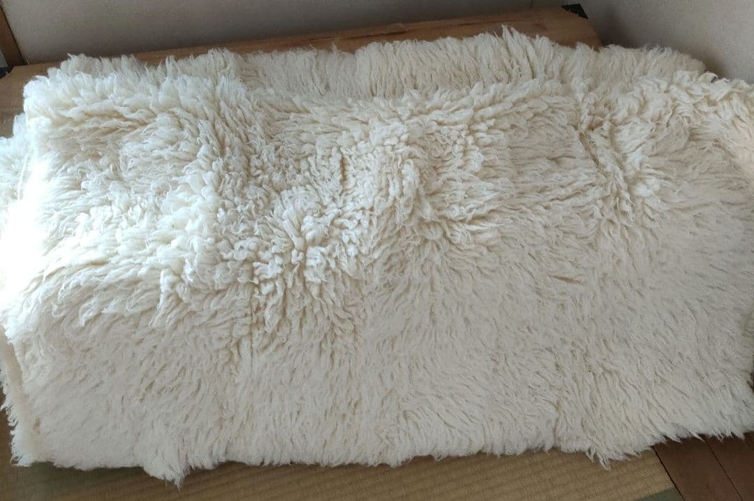 ウール100%カバー　約107✕208