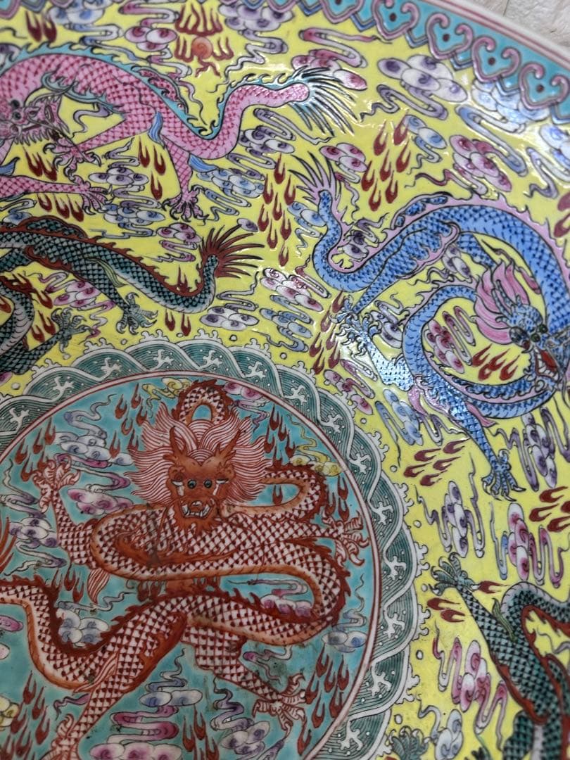 中国美術　龍図　乾隆年製　五彩　骨董品　巨大　民国から文化大革命時代