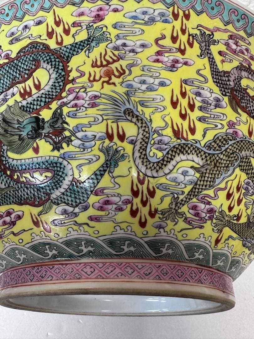 中国美術　龍図　乾隆年製　五彩　骨董品　巨大　民国から文化大革命時代