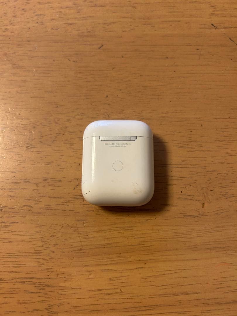 AirPods 第二世代　ケースのみ　ジャンク品