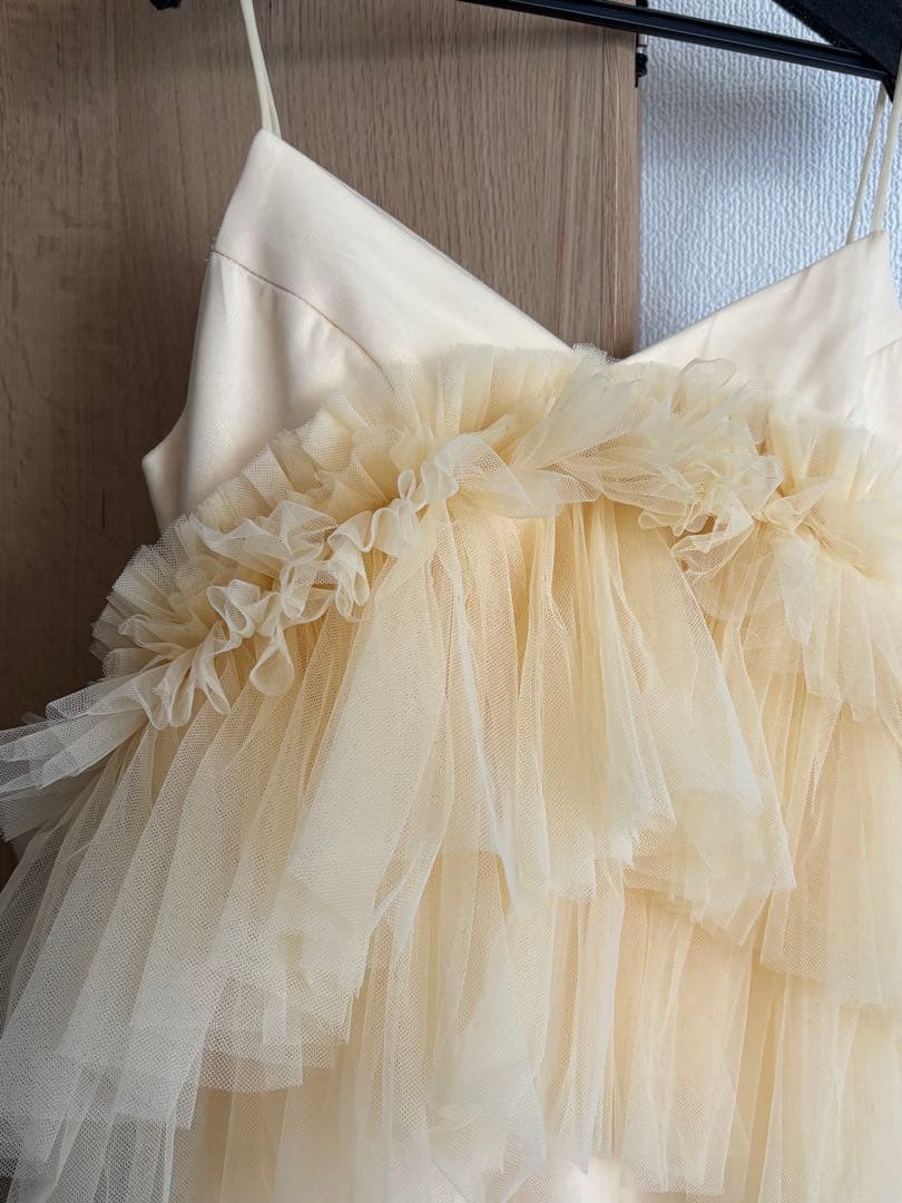 DRESSPRODUCTIONバターイエローフリルチュールドレス カラードレス