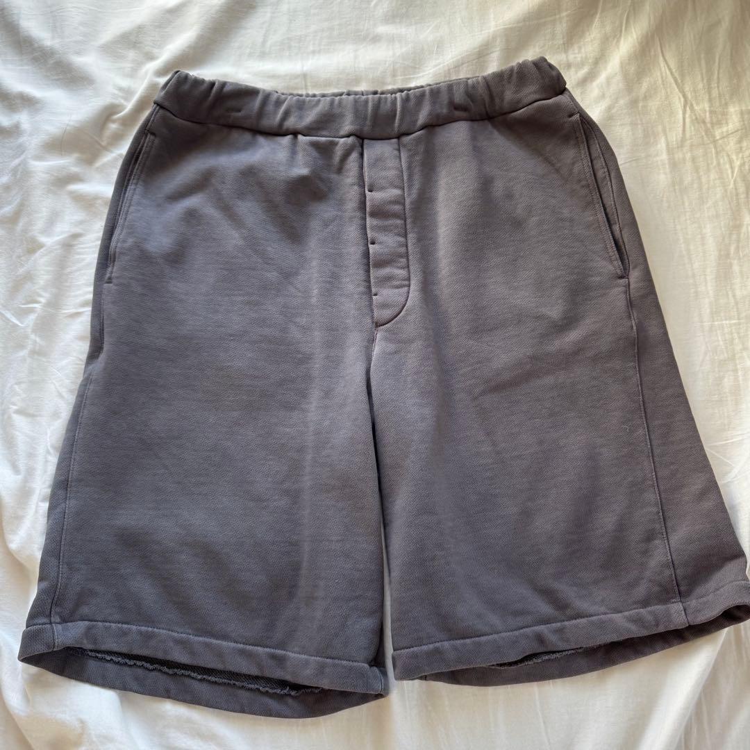 C*U様 PRADA グレー スウェットショートパンツ