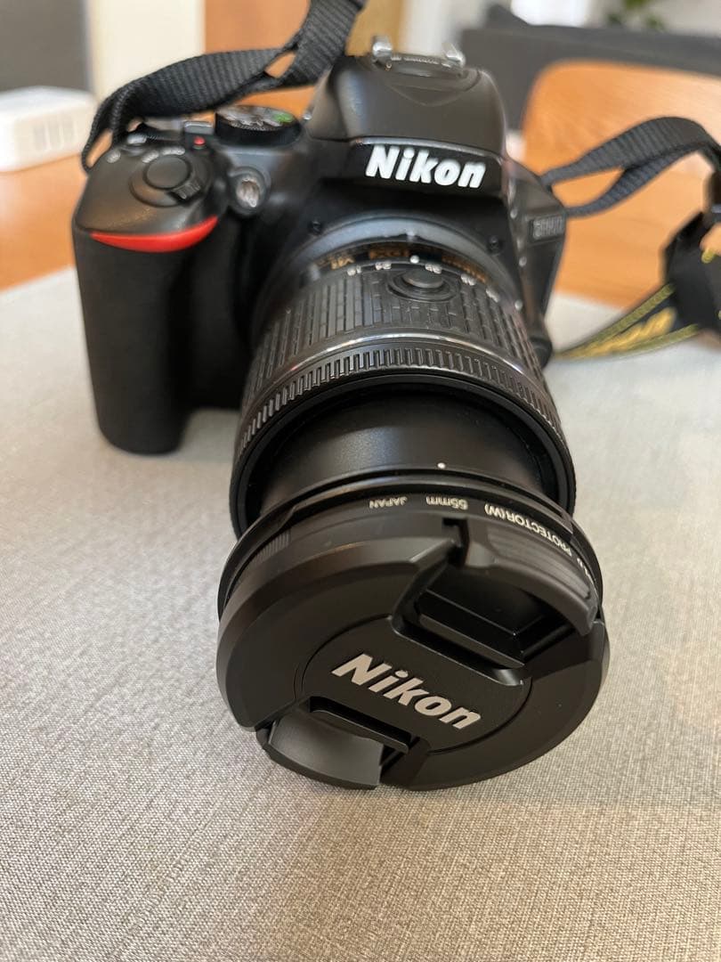ニコン　一眼レフ　D5600
