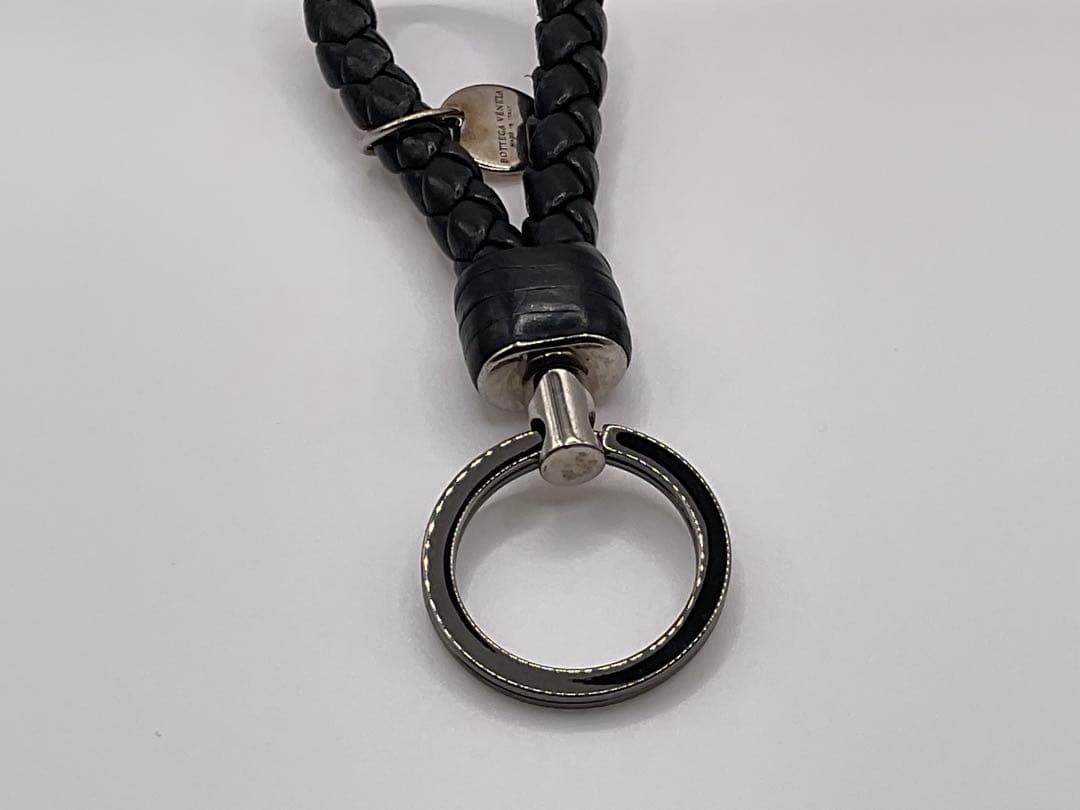 BOTTEGA VENETA ボッテガヴェネタ イントレチャート キーリング　黒
