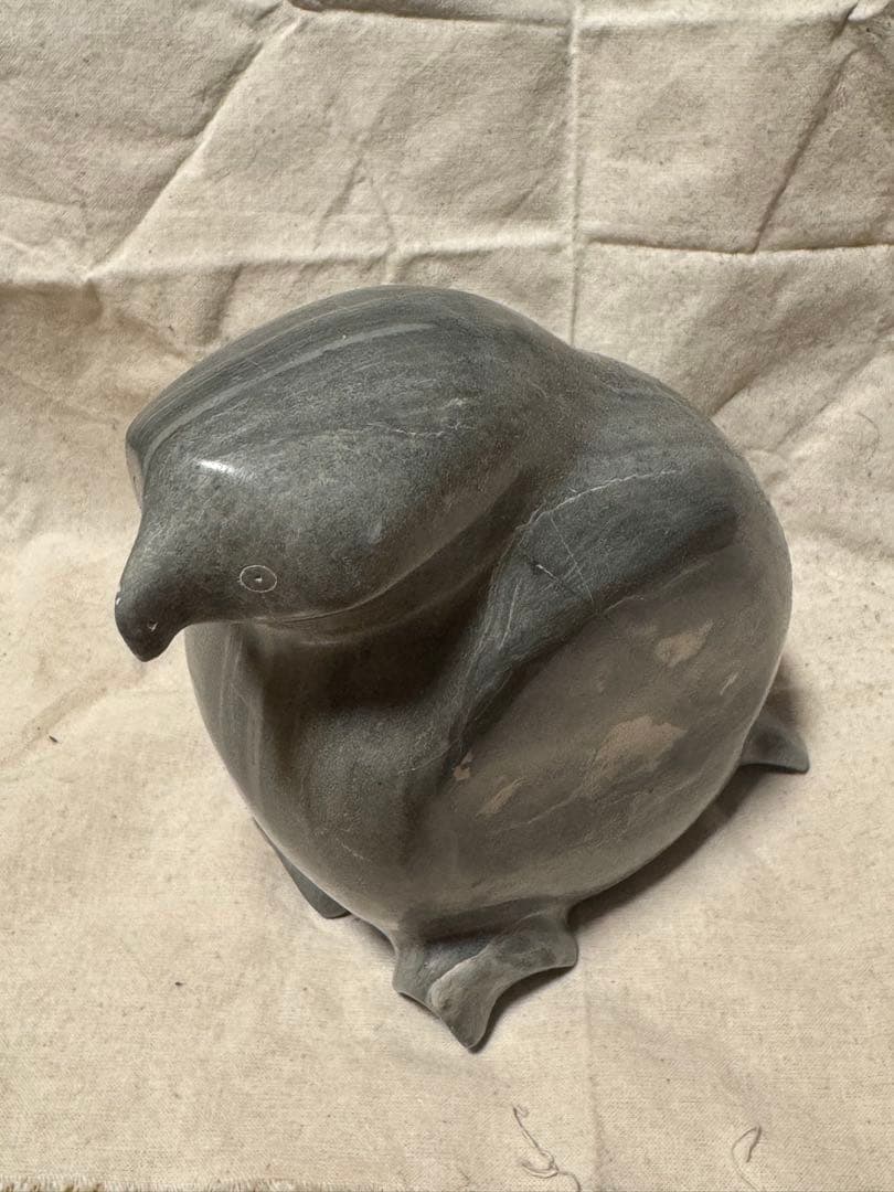 イヌイットアート　鳥　石置物