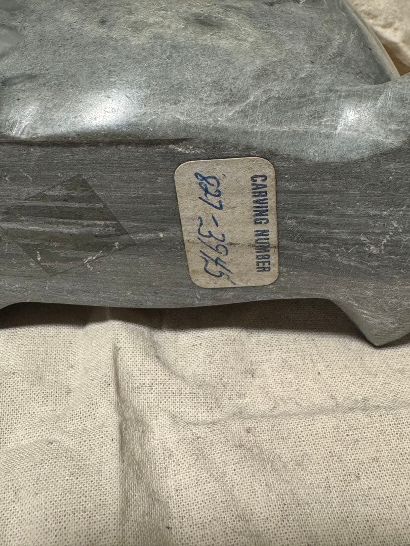 イヌイットアート　鳥　石置物