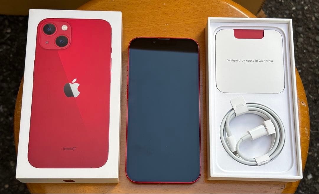Apple iPhone13 SIMフリー RED バッテリー100% 美品