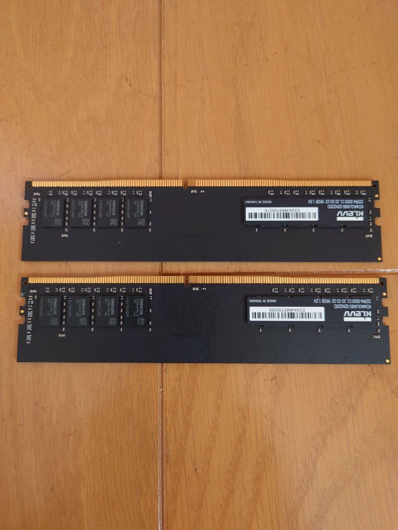 KLEVV DDR4 3200MHz メモリー 16GB x2