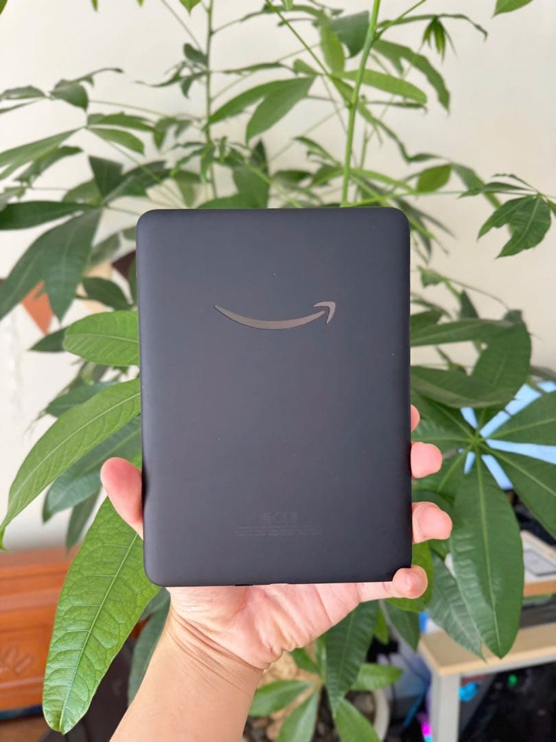 Amazon Kindle Colorsoft（2025年発売・広告なし）