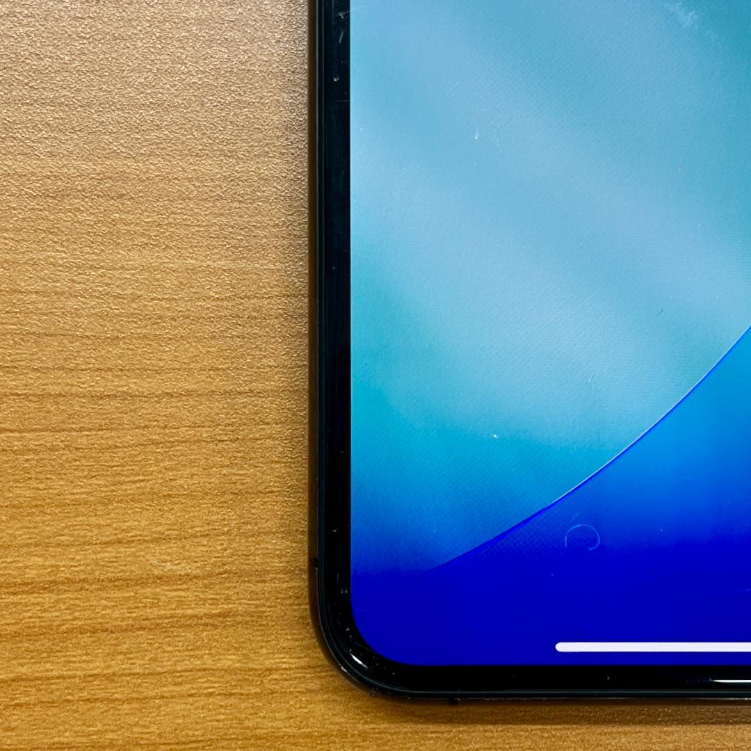 B*︎様 動作確認済み iPhone 11 Pro 64GB ID 99fa11