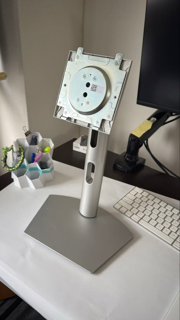 DELL ディスプレイ s2721QS 4k VESAマウント対応