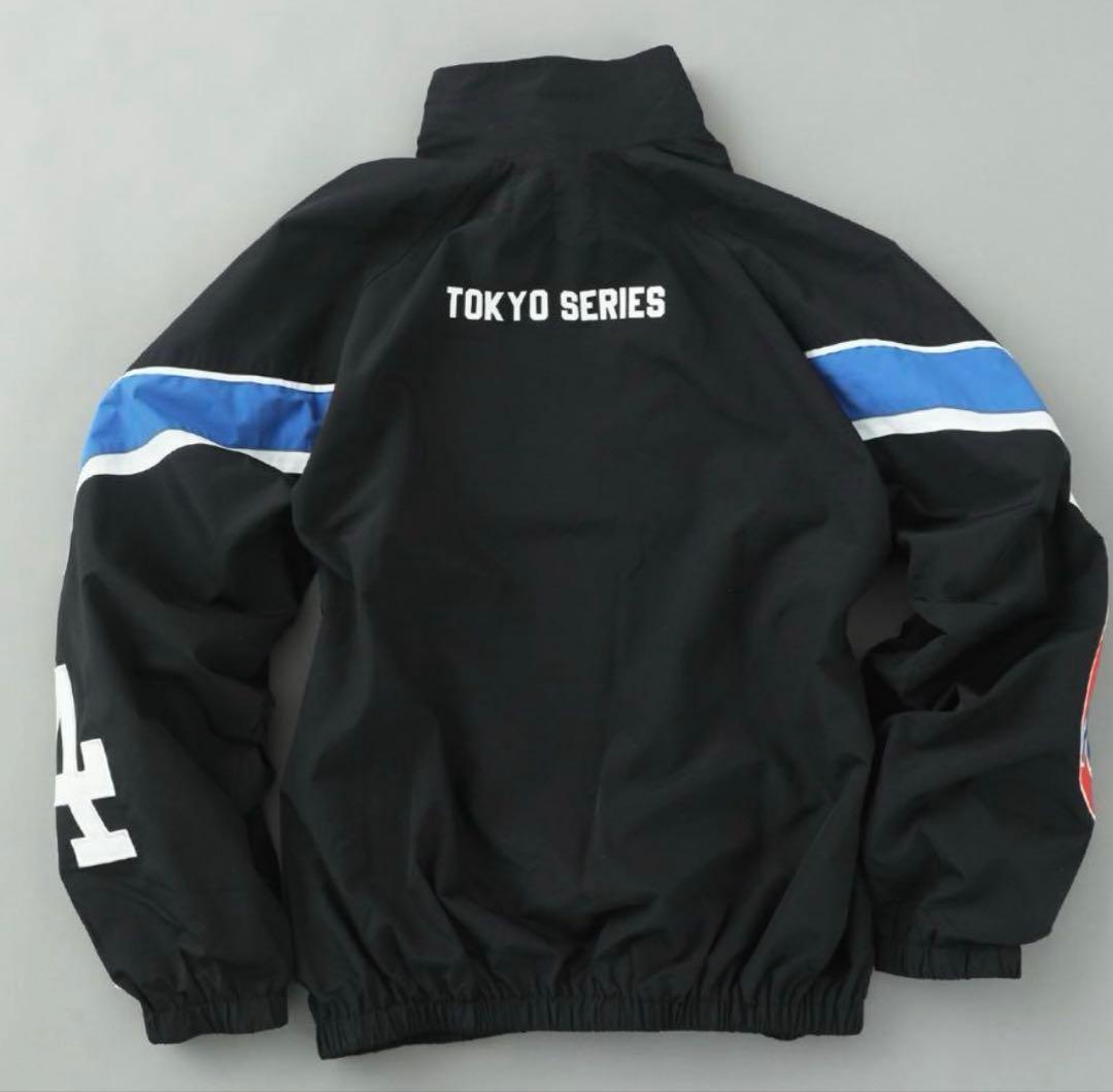 東京シリーズ 2025 ドジャース　カブス　配色ナイロンジャケット　ブラック