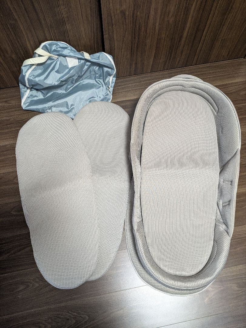 ネオママイズム　ベッドインベッド　グレー　替えシート2枚付き