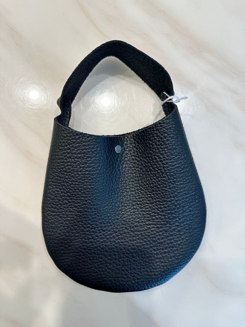 Hender Scheme 黒レザー ハンドバッグ