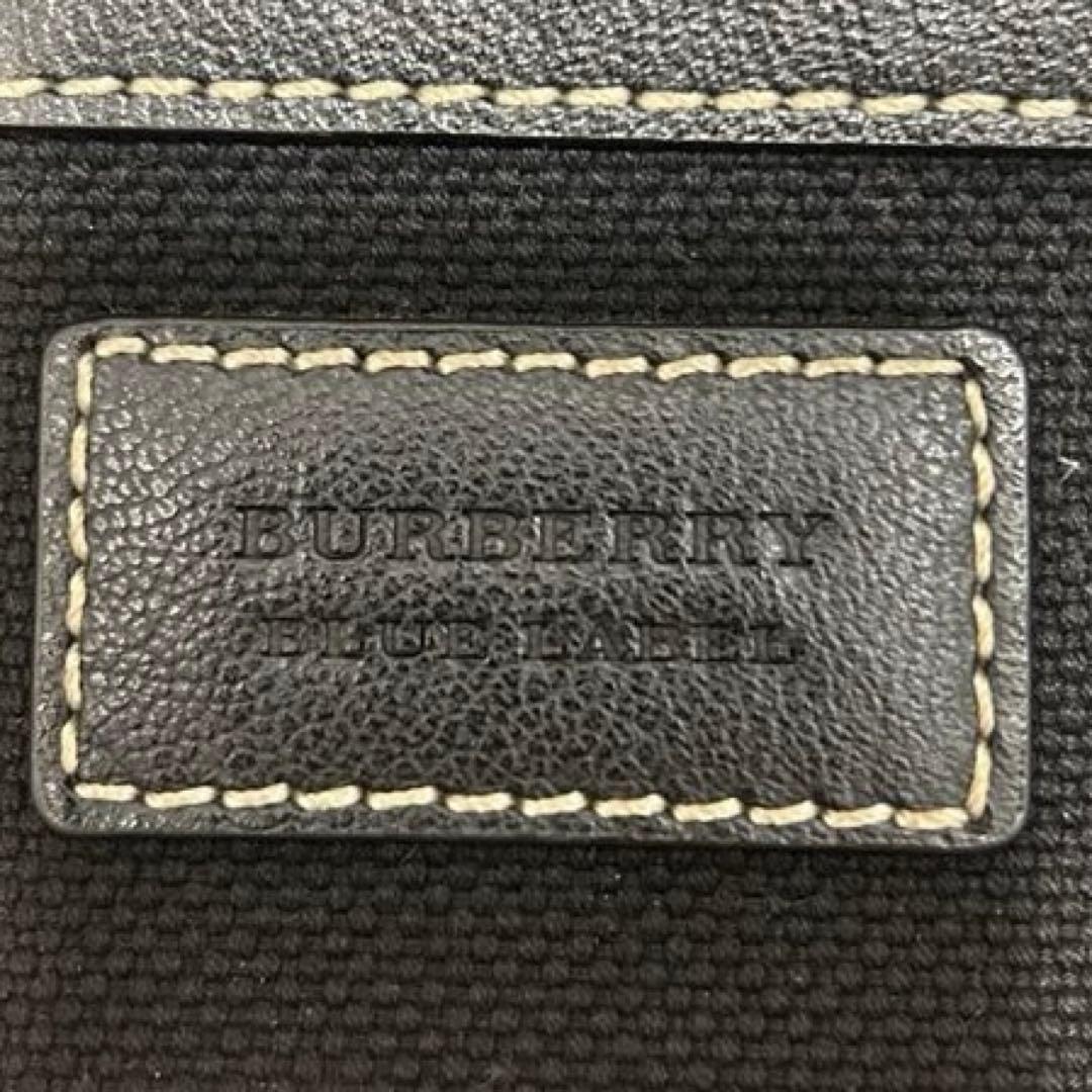 Burberry バーバリー　ショルダーバッグ　ブラック　刺繍ロゴ