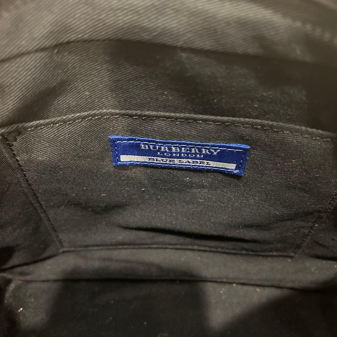 Burberry バーバリー　ショルダーバッグ　ブラック　刺繍ロゴ