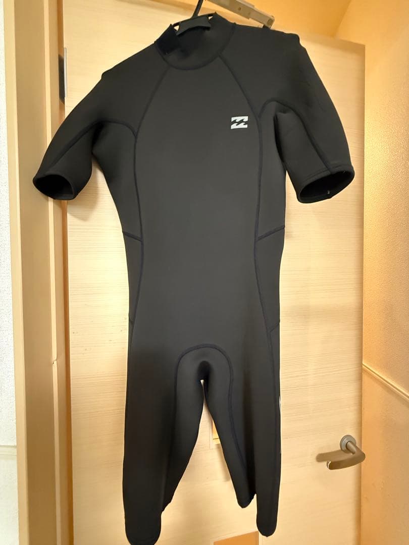 BILLABONG ブラック スプリング　ウェットスーツ