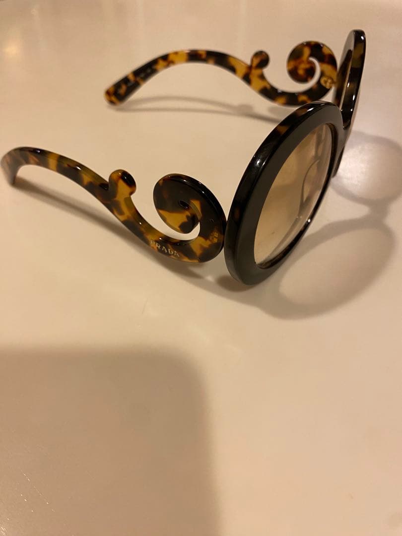 PRADA ミニマル バロック サングラス 鼈甲