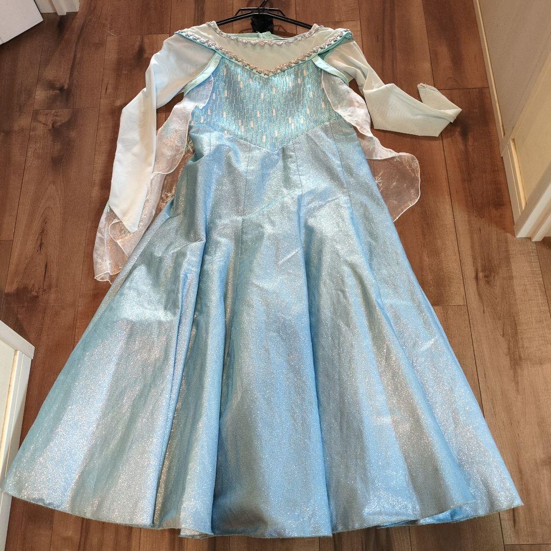 ビビデバビデブティック　エルサドレス サイズ140