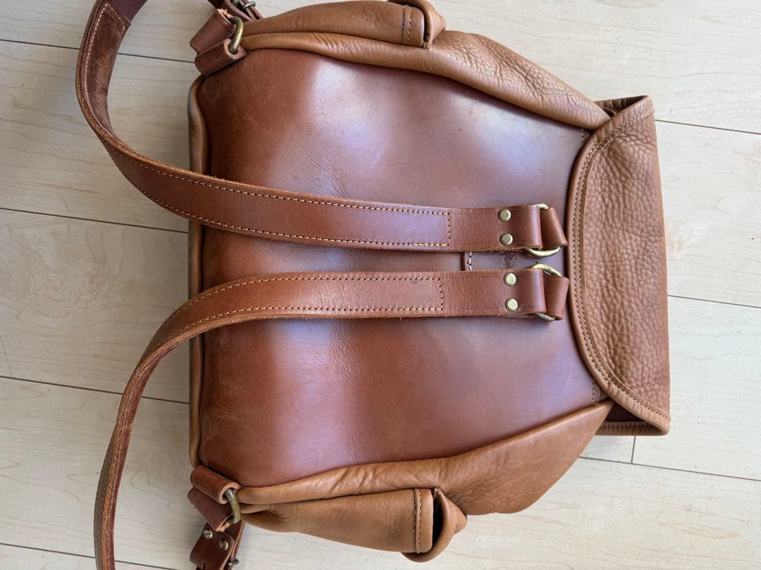 le sac de berger？　レザーリュック