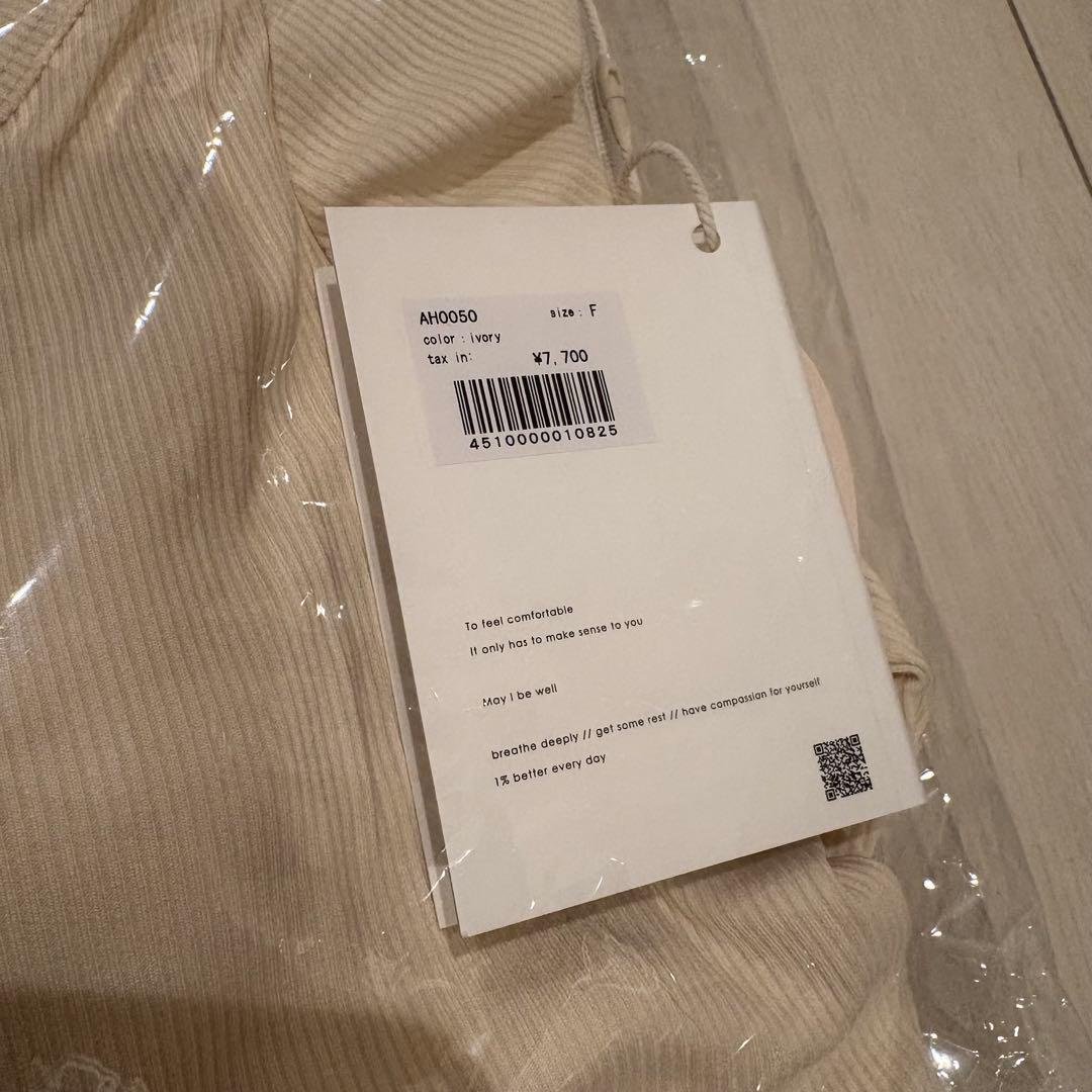 andmary Mybebe logo tops アイボリー