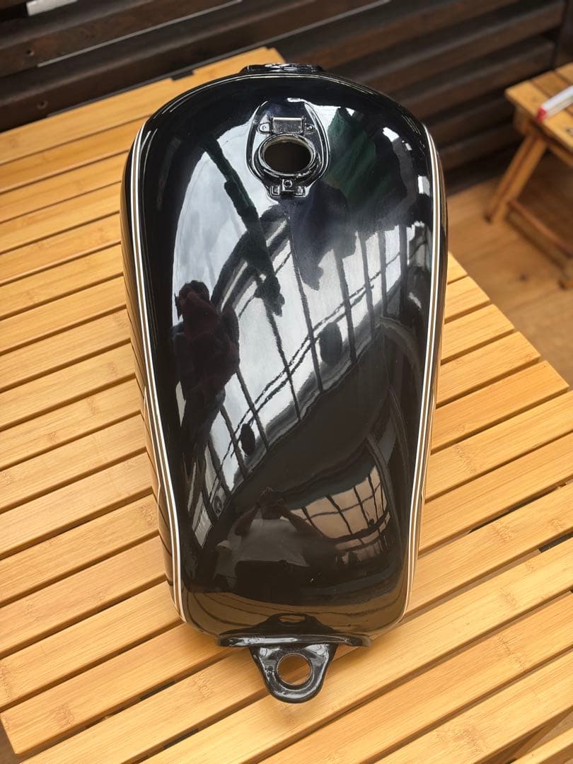 YAMAHA TX650 2型 ガソリンタンク