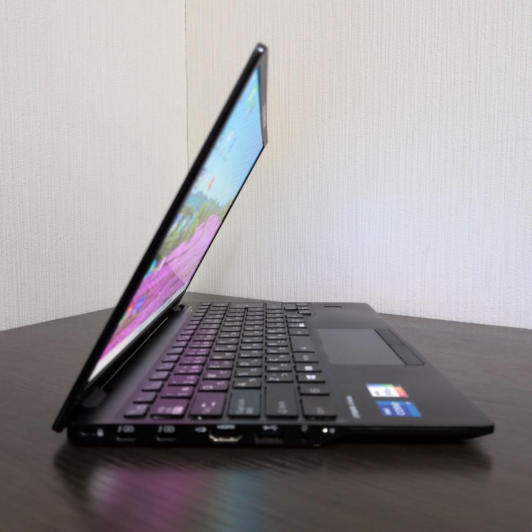 11世代i7 薄型✨ 富士通 LIFEBOOK U9311F 16G 256GB
