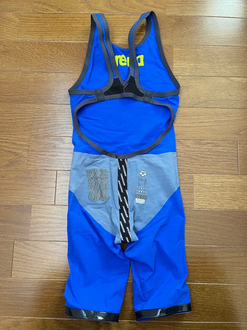 arena 高速水着 青 サイズSSS