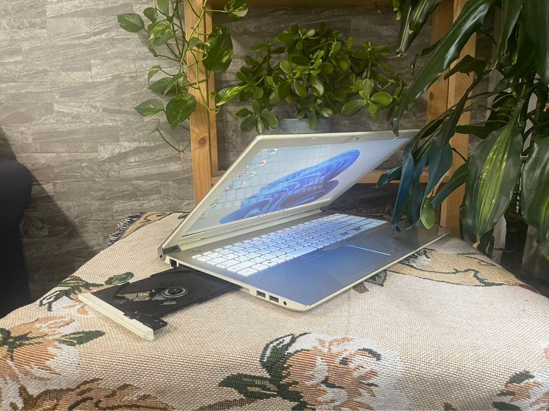 高性能！第7世代Corei7✨ win11✨すぐ使えるノートパソコン✨SSD