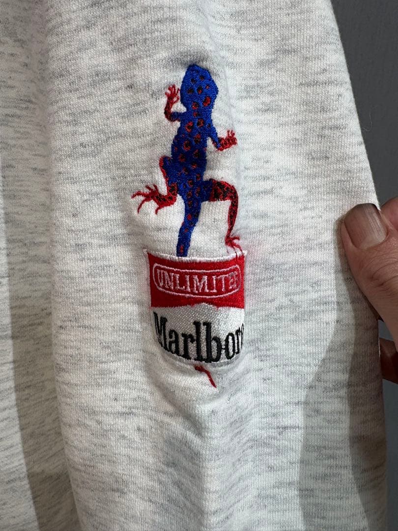 90s/marlboroマルボロスウェットリザード Lシュプリームリーバイス