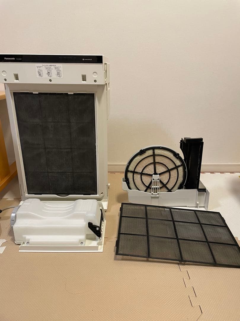 【さらに値下げ】Panasonic 空気清浄機 ホワイト　F-ZXTP90 美品