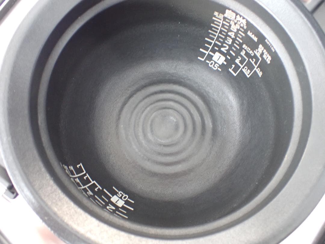 TIGER 土鍋圧力IHジャー 炊飯器 JRX-T100-KT 5.5合　a