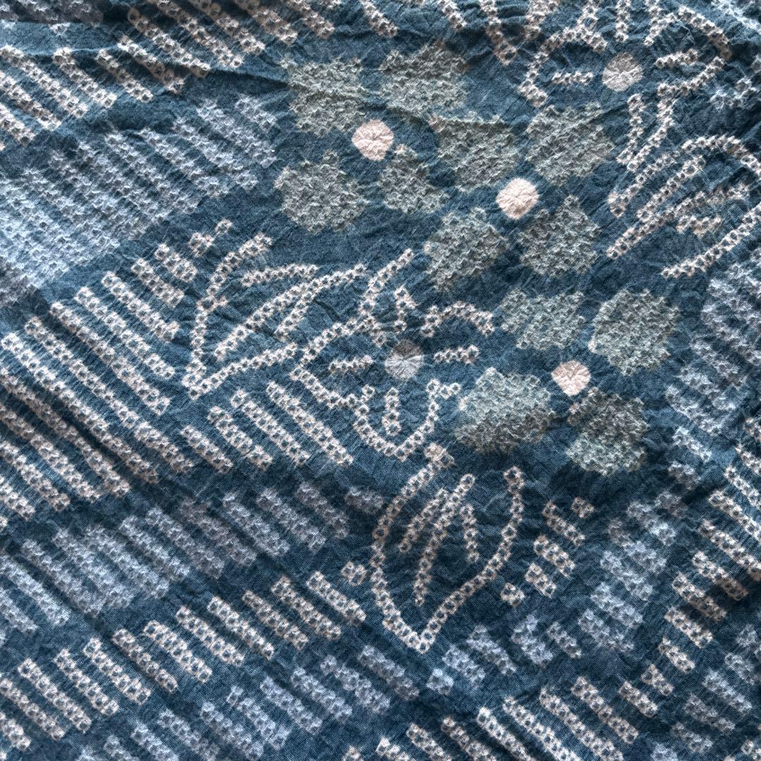 有松鳴海絞　紫陽花柄　珍しいブルーグレーの浴衣　縫製丁寧