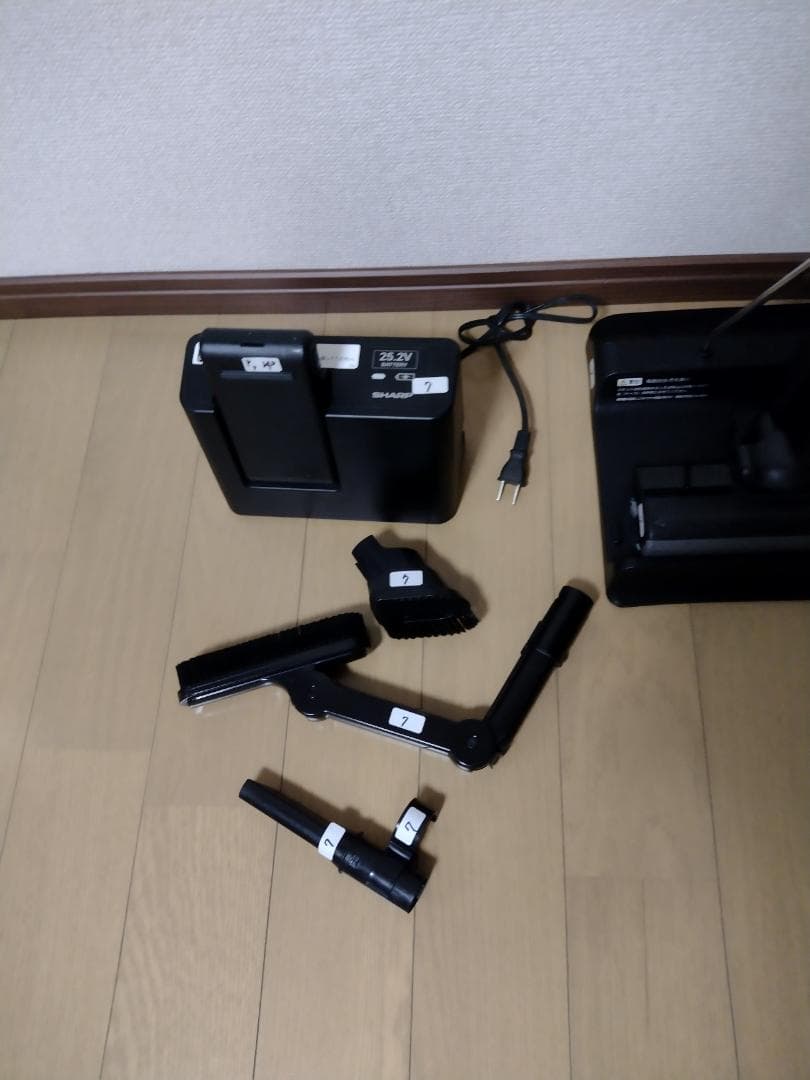 シャープ★掃除機★EC-PR9-B★2023年製★バッテリー新品と同等★7