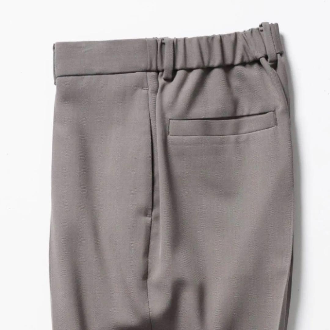 markaware サバイバルクロス フラットテーパードトラウザーズ