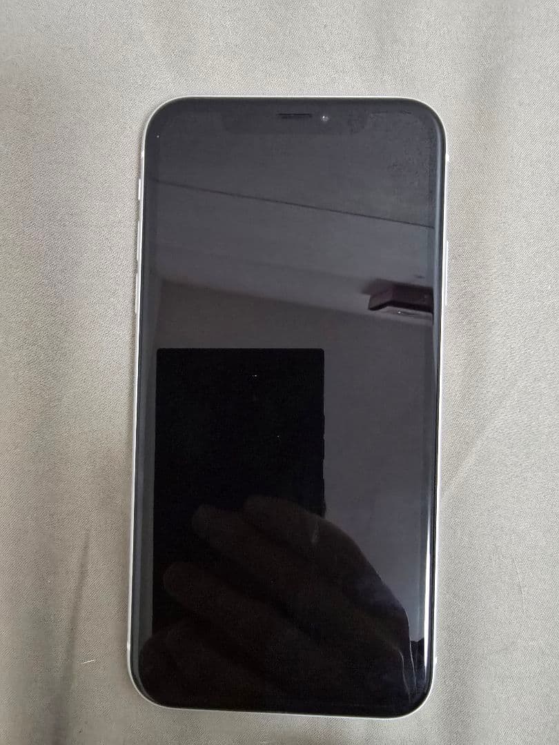 iPhone XR 128GB ホワイト 箱 イヤホン付