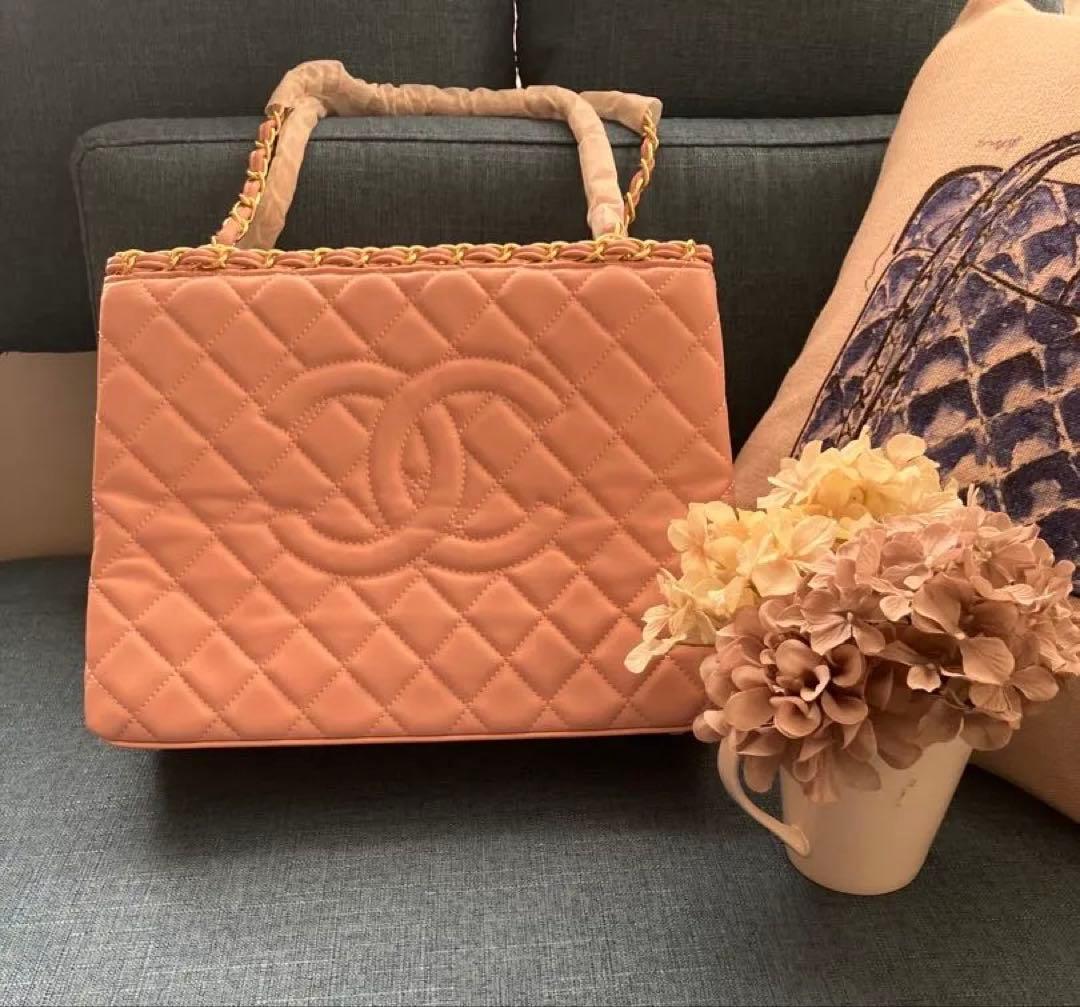 新品　CHANEL マトラッセ　ピンク　チェーン　ゴールド　ノベルティ 難有