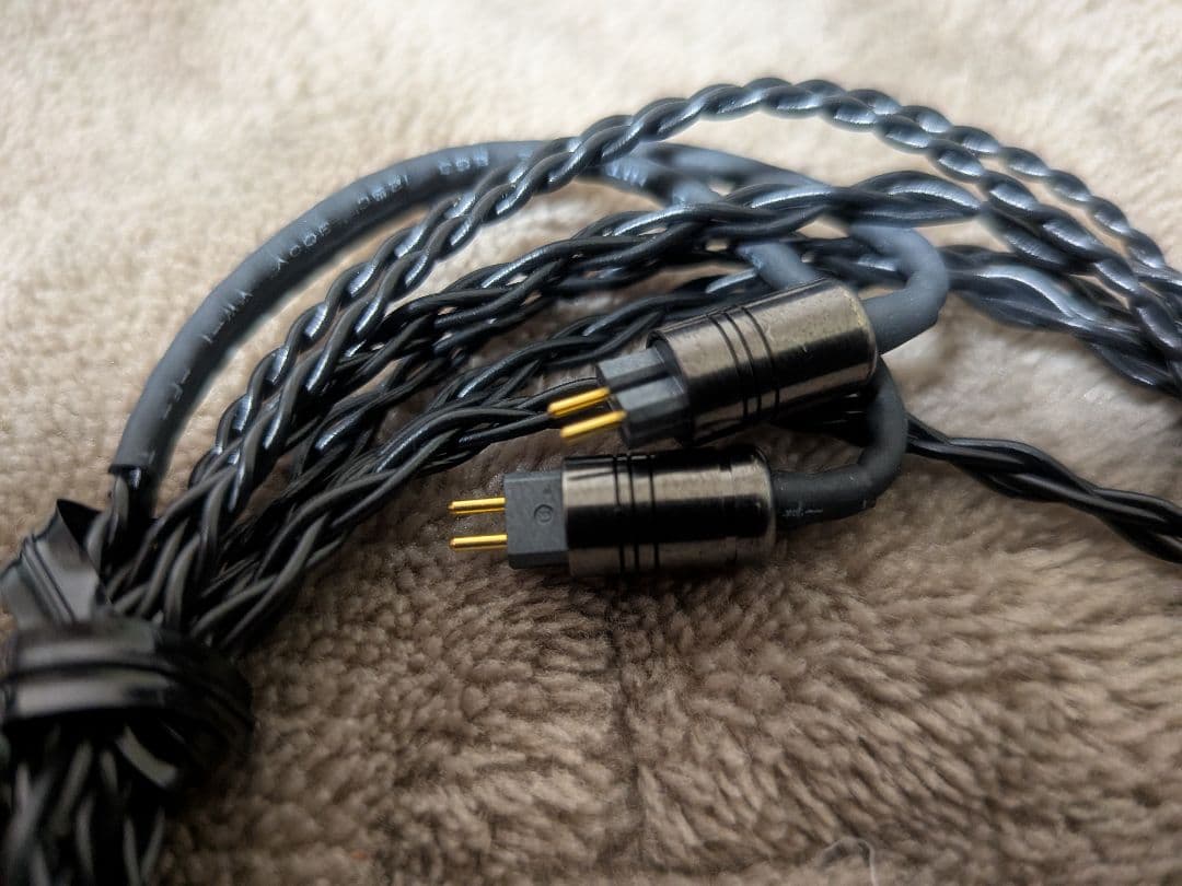 eイヤホン Obsidian 2pin 4.4mmバランスケーブル