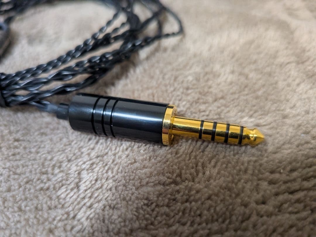 eイヤホン Obsidian 2pin 4.4mmバランスケーブル