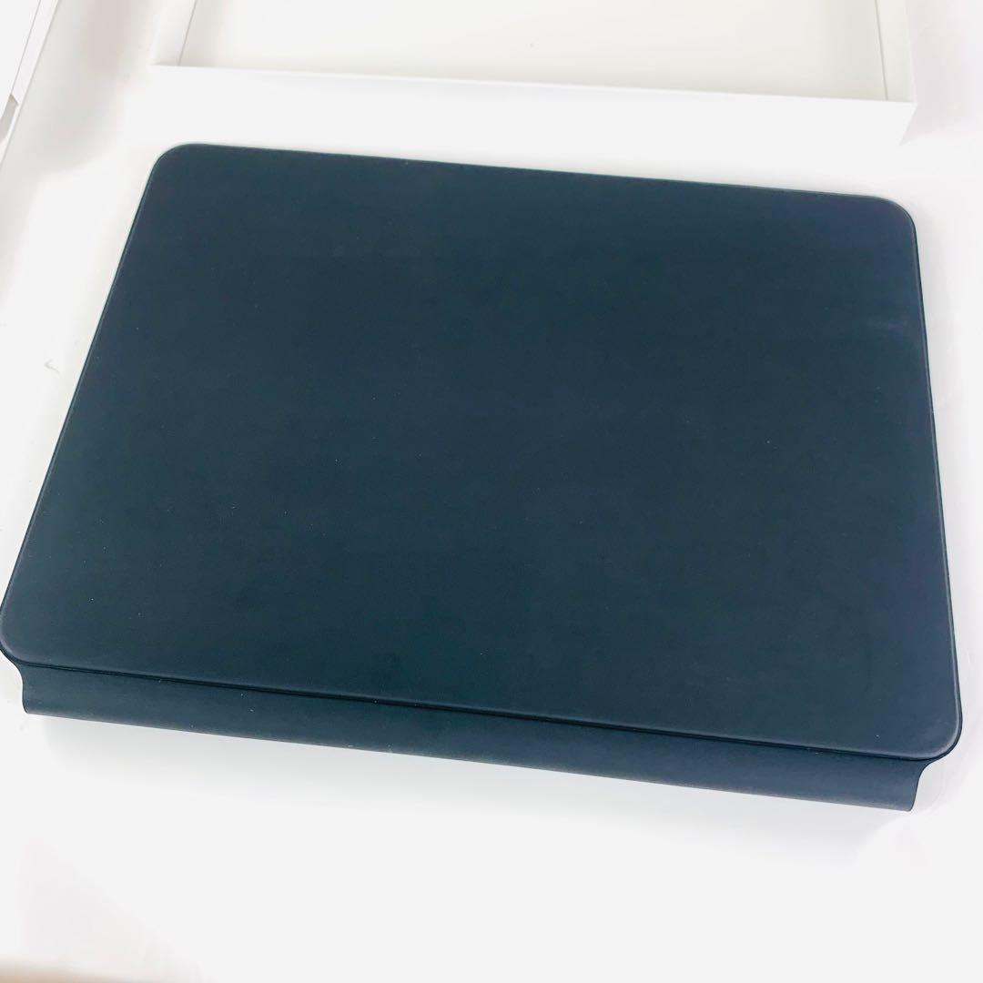 美品 Apple マジックキーボード 11インチ MXQT2J/A A2261