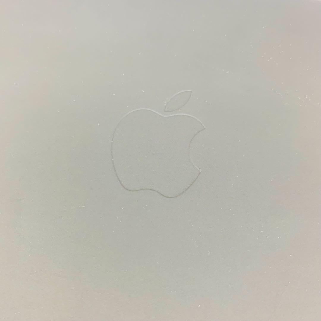 美品 Apple マジックキーボード 11インチ MXQT2J/A A2261