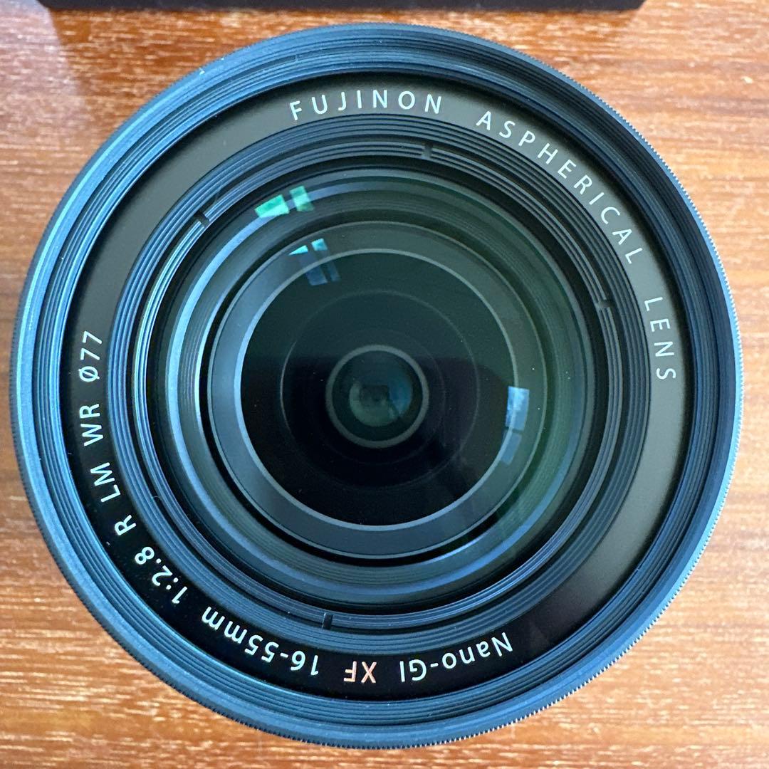 富士フイルム　XF16-55mm F2.8 R LM WR