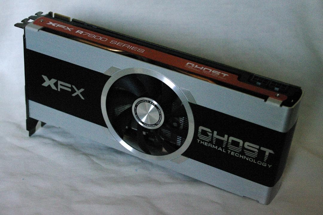 デスクトップPC ,win11,i7,SSD,グラボ,RADEON７８７０