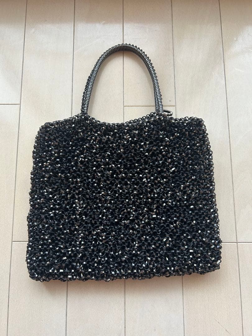 ◆アンテプリマ◆ スタンダードスクエアバック　ブラック