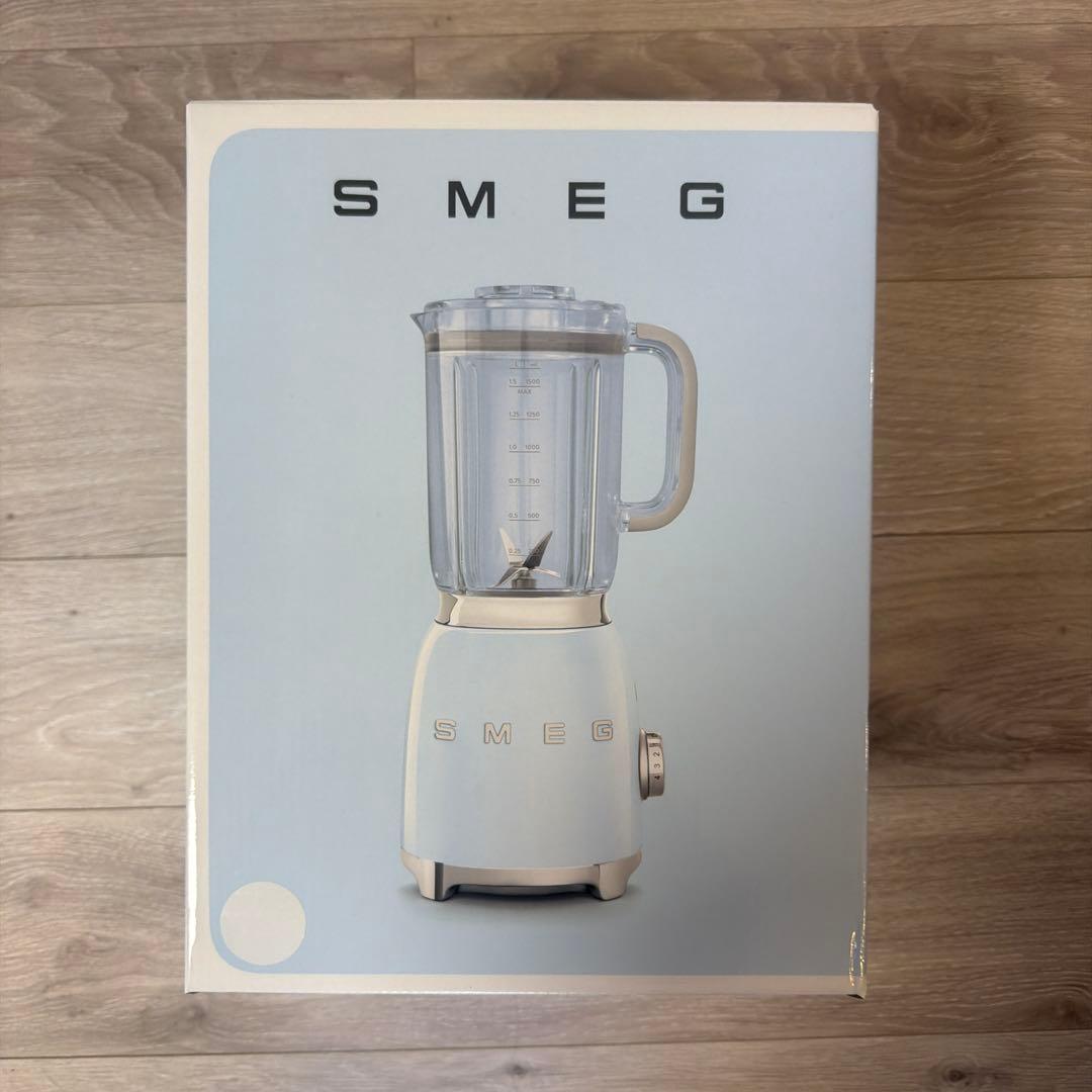 SMEG ブレンダー　ホワイト