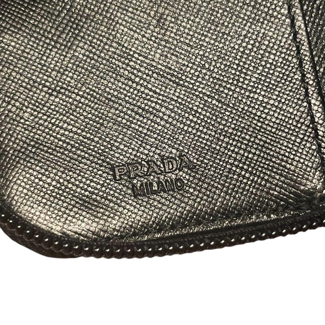 PRADA サフィアーノ キーケース 箱付