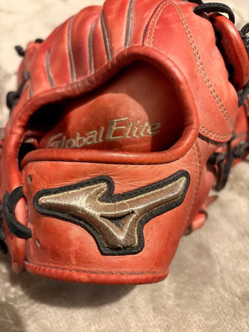 ピ*ウ様 ミズノ　グローバルエリート　硬式用 外野手用グラブ レッド 高校野球対